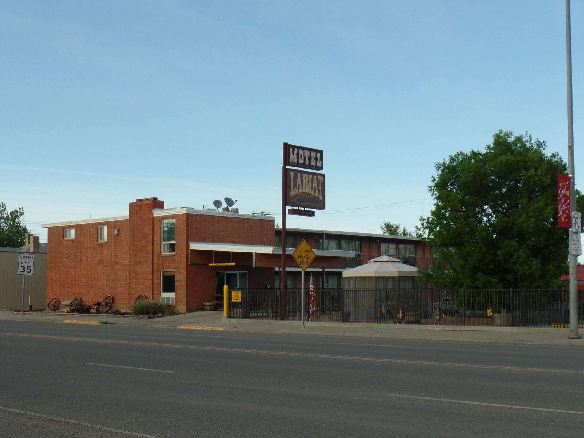 Lariat Motel Hardin Exterior foto