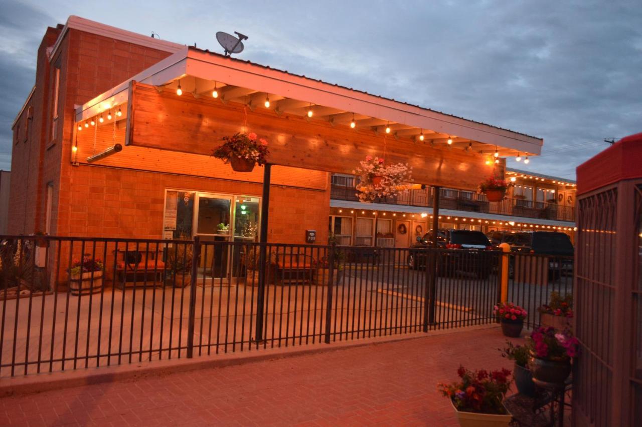Lariat Motel Hardin Exterior foto